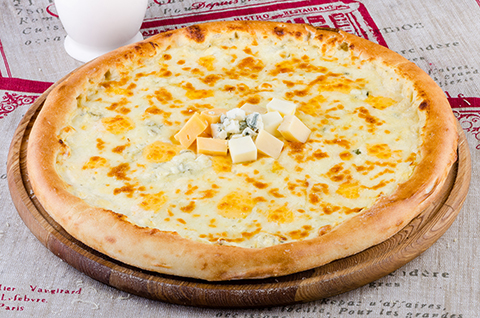 Пицца Четыре сыра - бесплатная доставка по Одессе.
